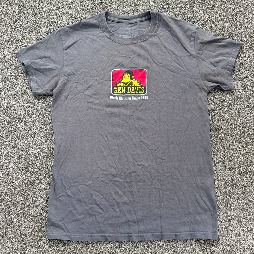 Ben Davis T-Shirt Men's S Gray Short Sleeve Workwear Crew Neck Center Logo
